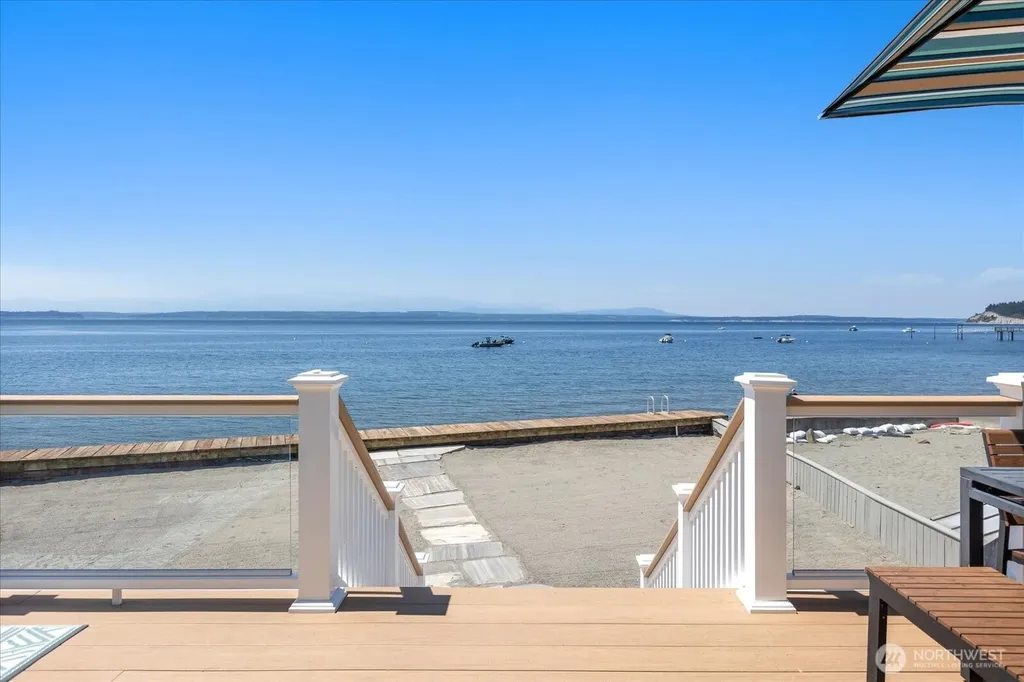 5924 Cedar Street Freeland WA 98249