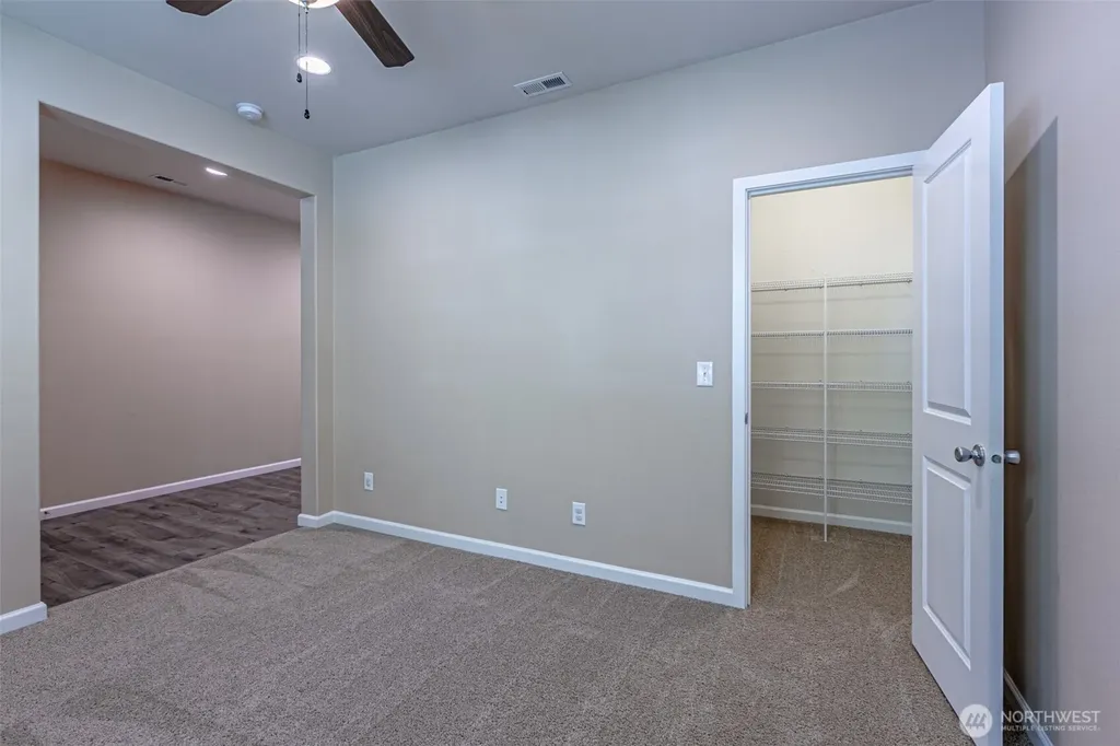 7004 Munn Lake SE Tumwater WA 98501