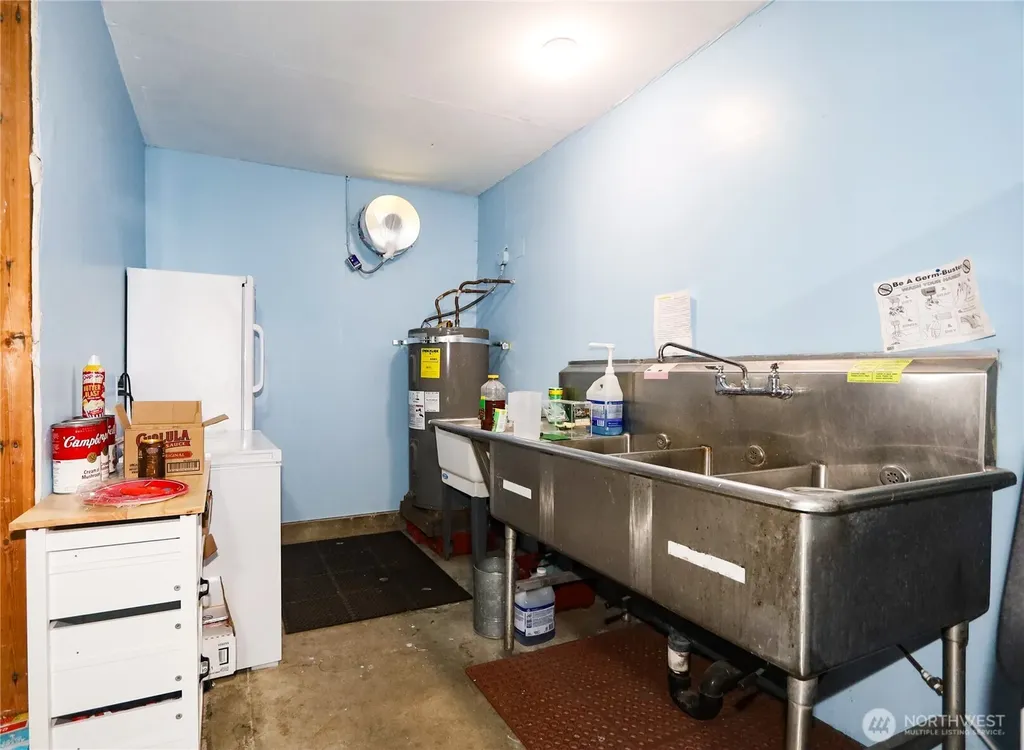814 Lincoln Street Hoquiam WA 98550