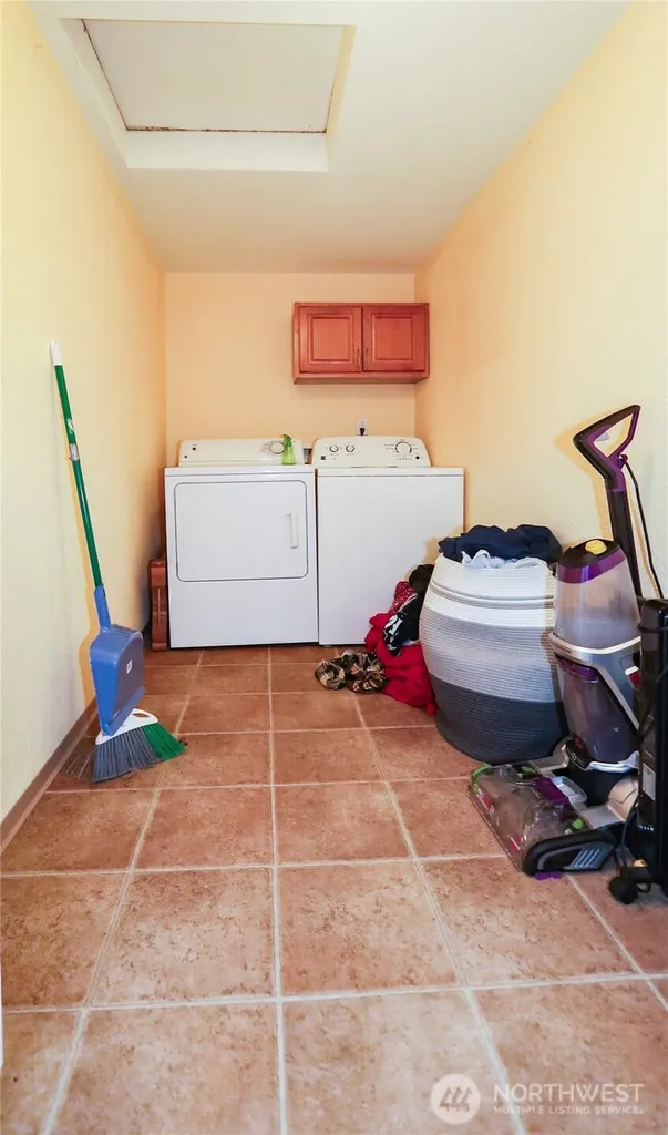 814 Lincoln Street Hoquiam WA 98550