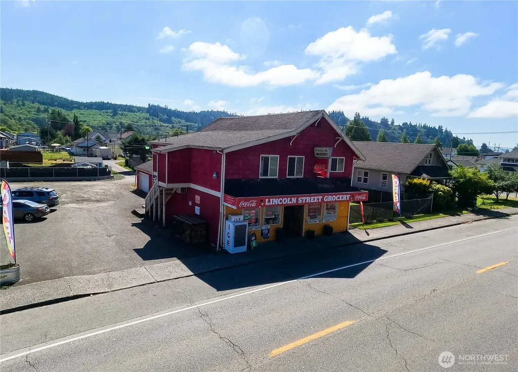 814 Lincoln Street Hoquiam WA 98550