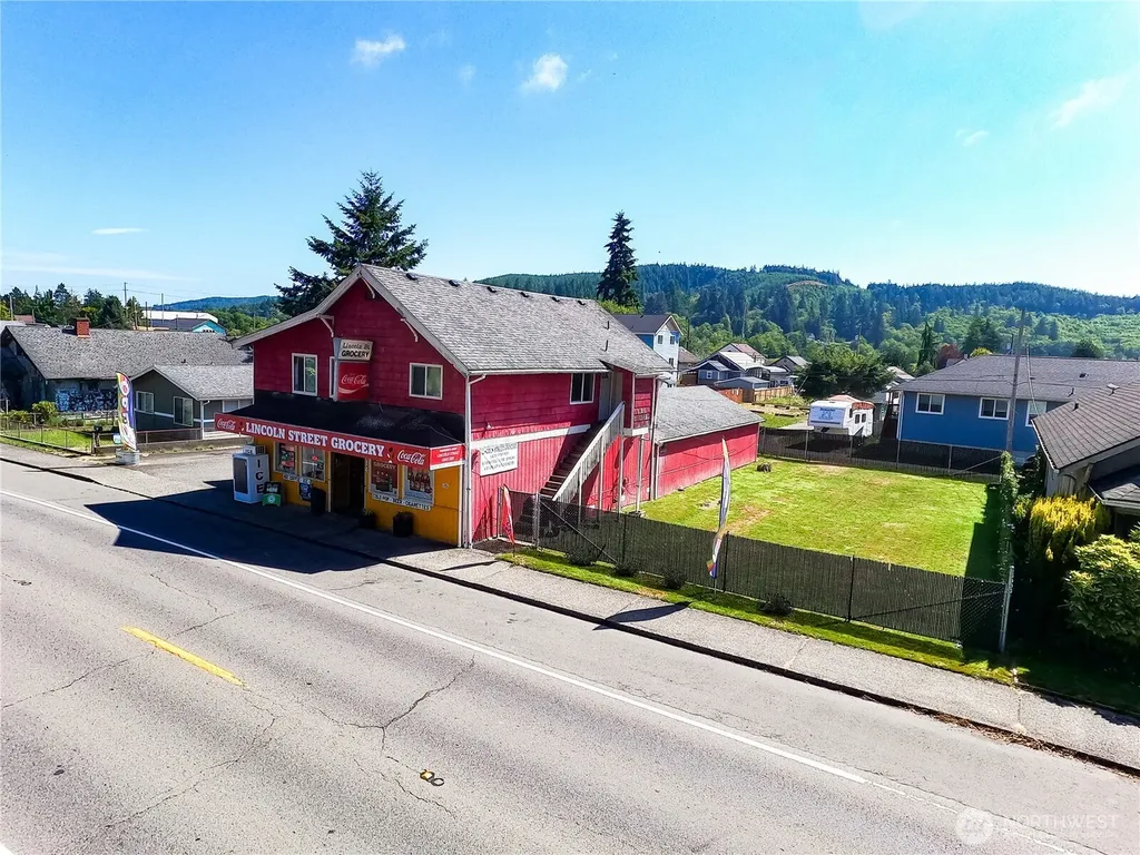 814 Lincoln Street Hoquiam WA 98550
