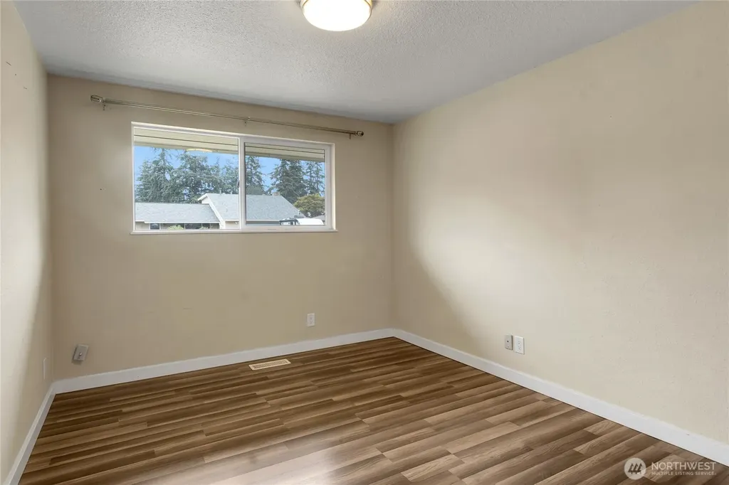 3302 20th Street SE Auburn WA 98092