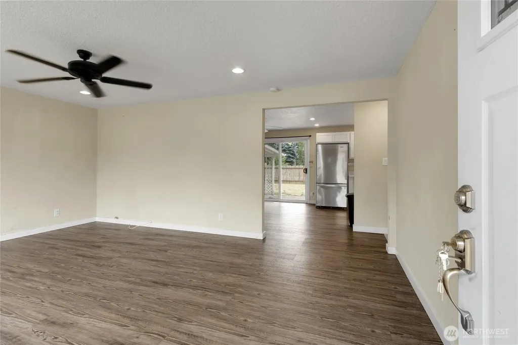 3302 20th Street SE Auburn WA 98092