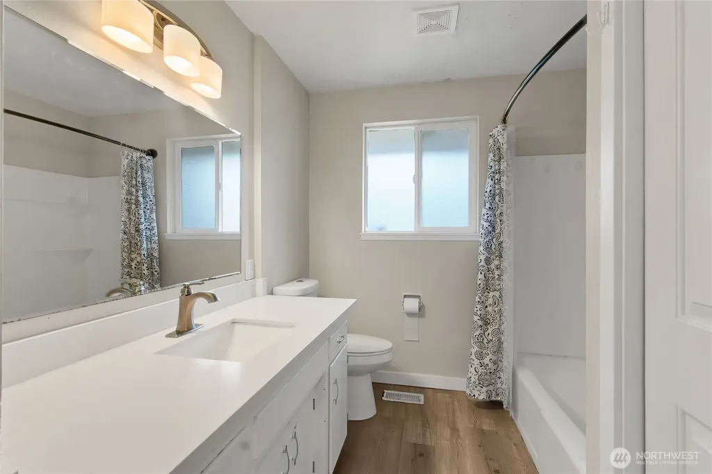 3302 20th Street SE Auburn WA 98092
