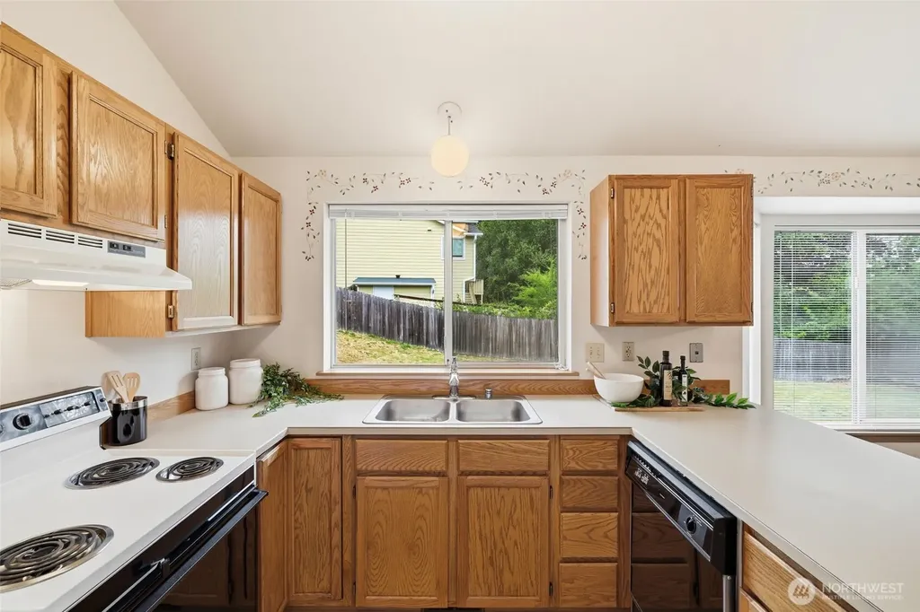 10205 107th Street Ct SW Lakewood WA 98498