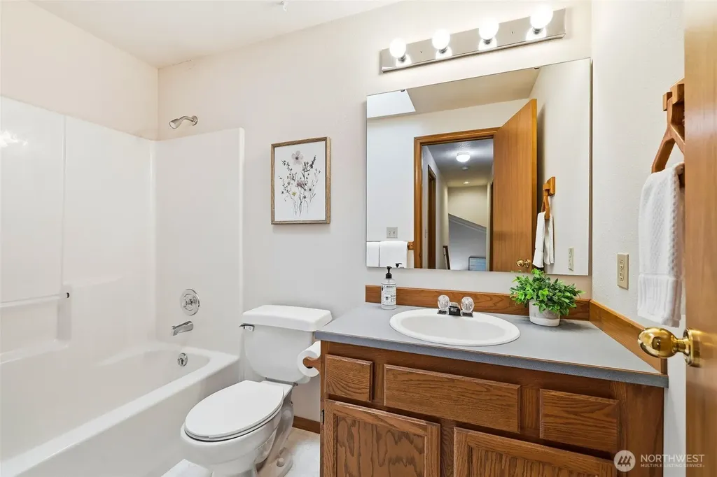 10205 107th Street Ct SW Lakewood WA 98498
