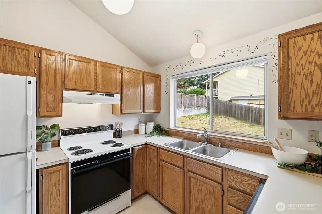 10205 107th Street Ct SW Lakewood WA 98498