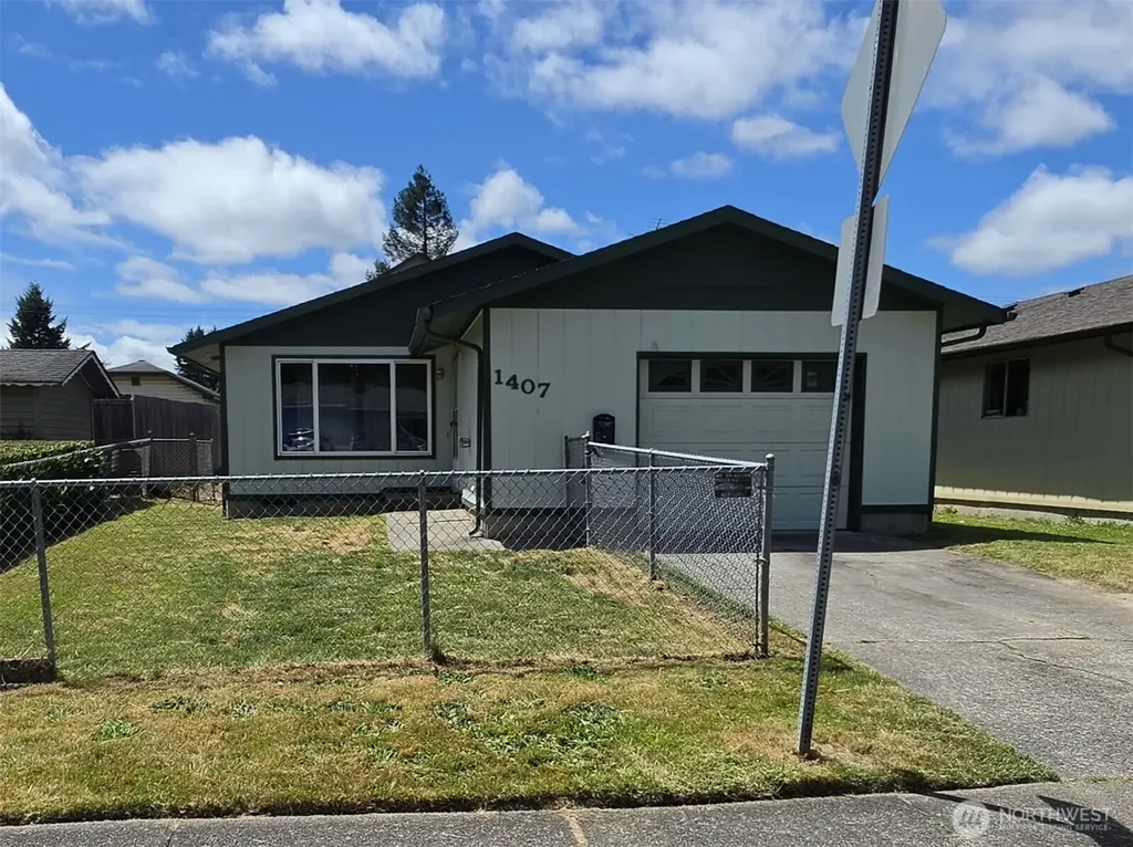 1407 Bowmont Avenue Kelso WA 98626