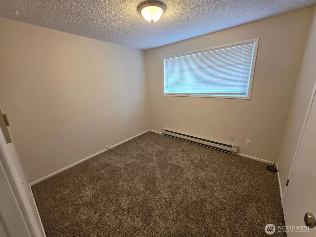 1407 Bowmont Avenue Kelso WA 98626
