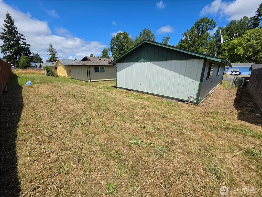 1407 Bowmont Avenue Kelso WA 98626