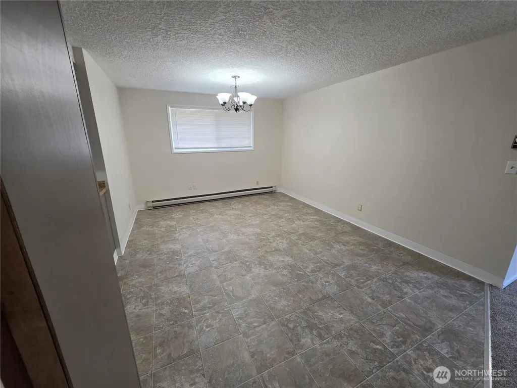 1407 Bowmont Avenue Kelso WA 98626