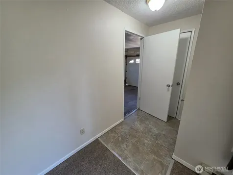 1407 Bowmont Avenue Kelso WA 98626