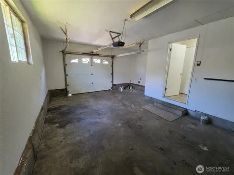 1407 Bowmont Avenue Kelso WA 98626