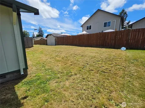 1407 Bowmont Avenue Kelso WA 98626