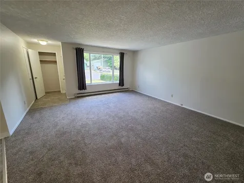 1407 Bowmont Avenue Kelso WA 98626