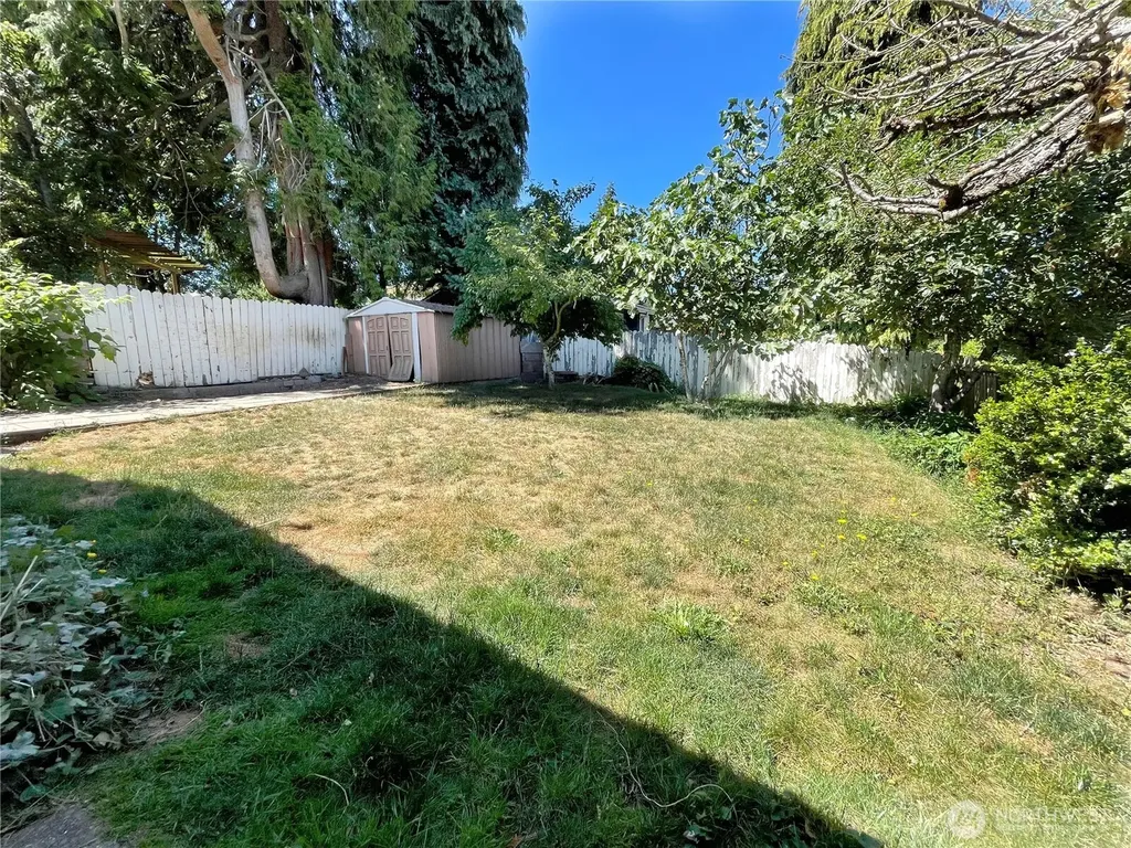 14301 Meridian Avenue N Seattle WA 98133