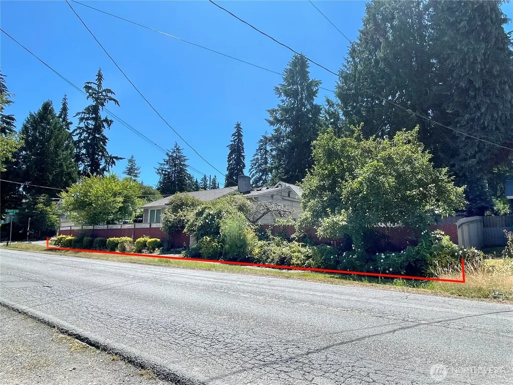 14301 Meridian Avenue N Seattle WA 98133