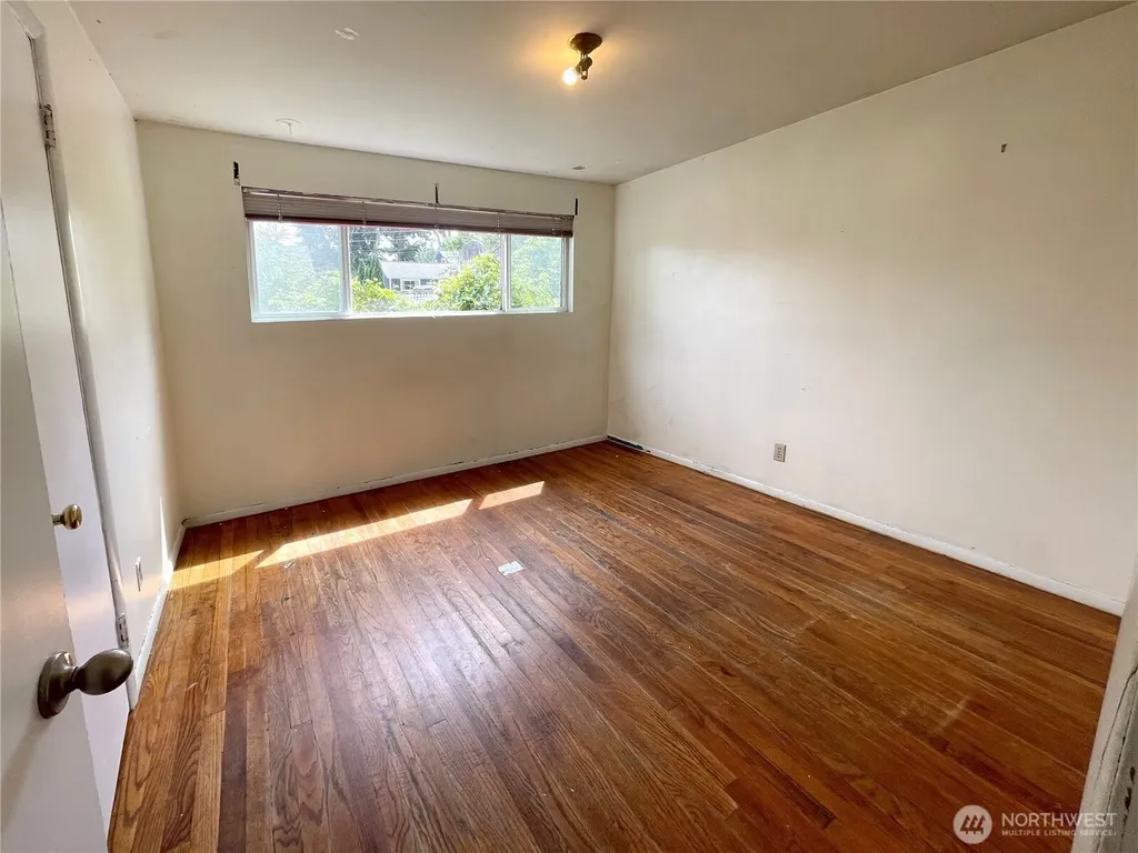 14301 Meridian Avenue N Seattle WA 98133