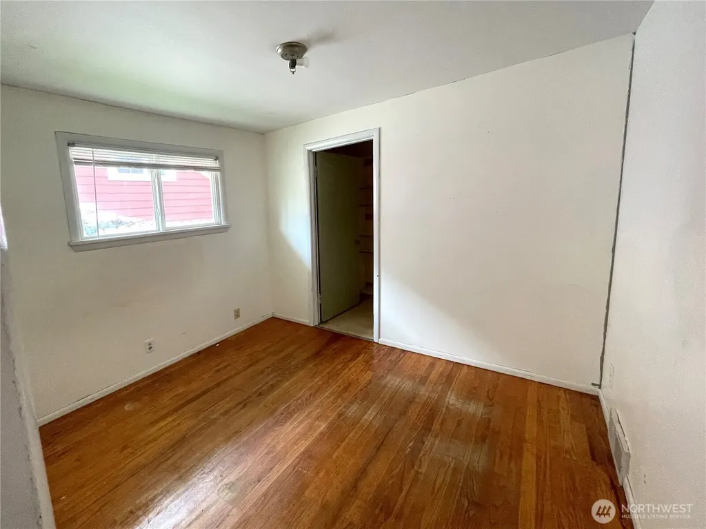 14301 Meridian Avenue N Seattle WA 98133