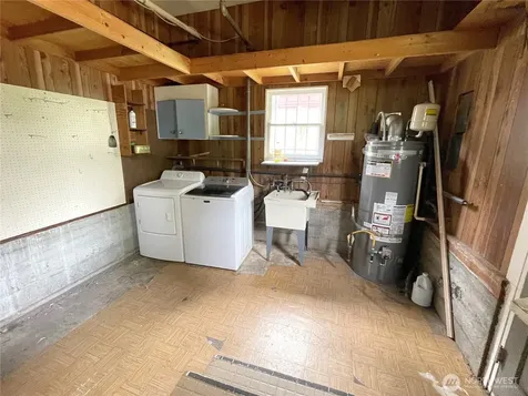 14301 Meridian Avenue N Seattle WA 98133