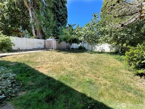 14301 Meridian Avenue N Seattle WA 98133