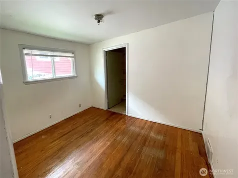 14301 Meridian Avenue N Seattle WA 98133