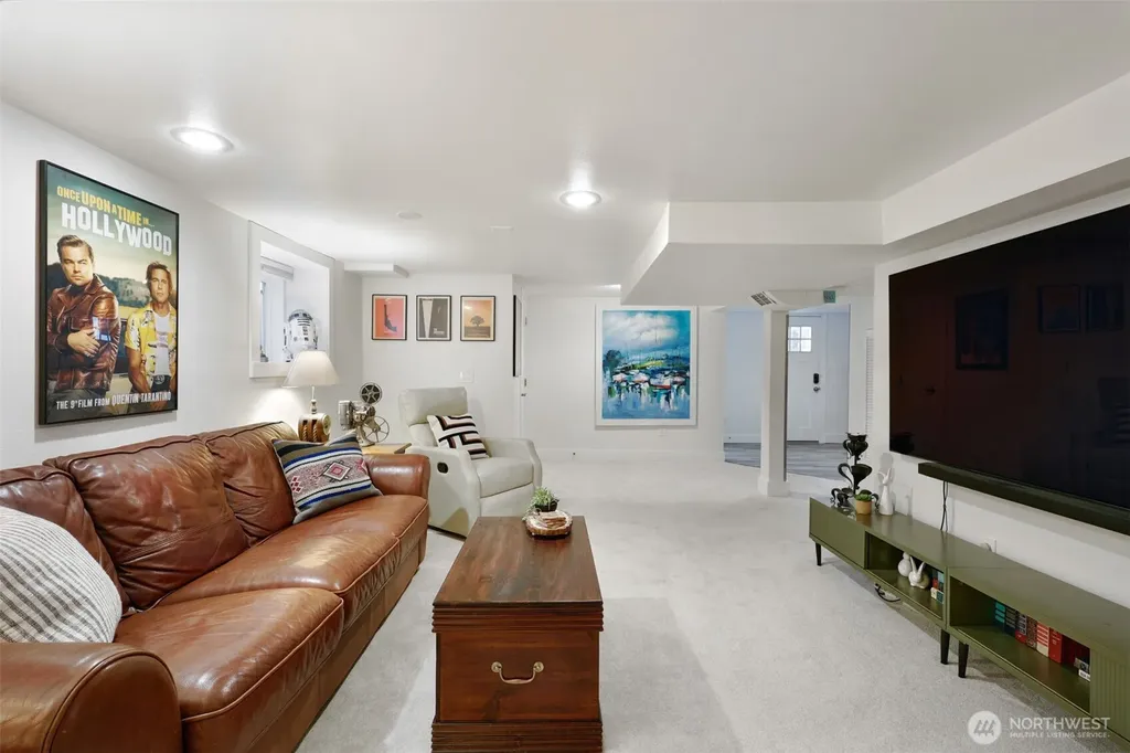 347 29th Avenue Seattle WA 98122