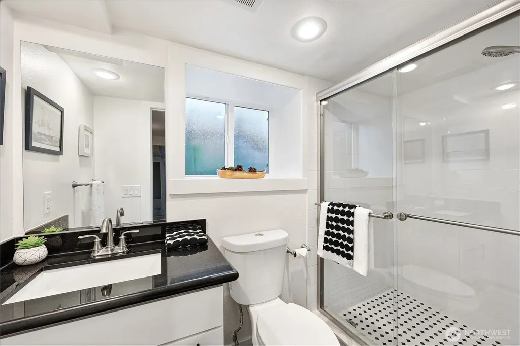 347 29th Avenue Seattle WA 98122