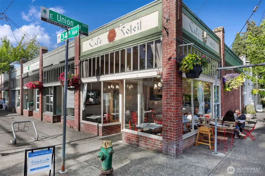 347 29th Avenue Seattle WA 98122