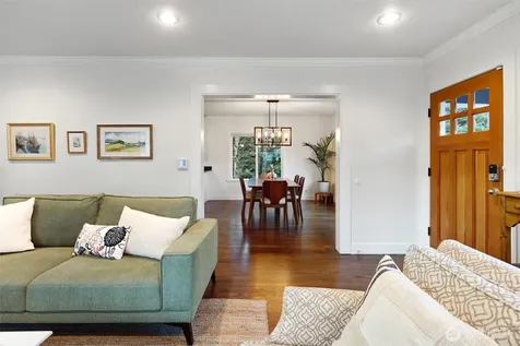 347 29th Avenue Seattle WA 98122
