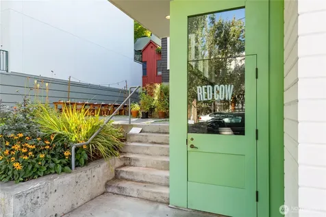 347 29th Avenue Seattle WA 98122