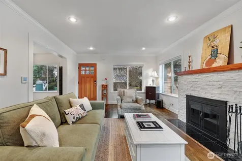 347 29th Avenue Seattle WA 98122