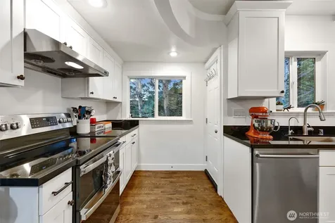 347 29th Avenue Seattle WA 98122