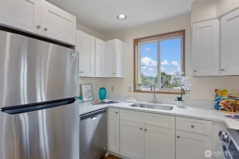 278 Lind Avenue NW Renton WA 98057
