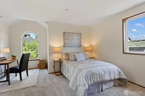 278 Lind Avenue NW Renton WA 98057