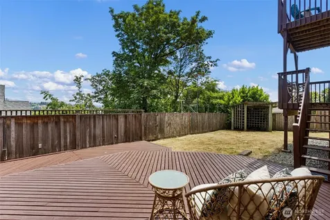 278 Lind Avenue NW Renton WA 98057