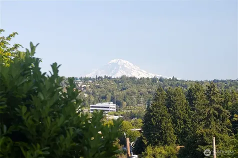 278 Lind Avenue NW Renton WA 98057