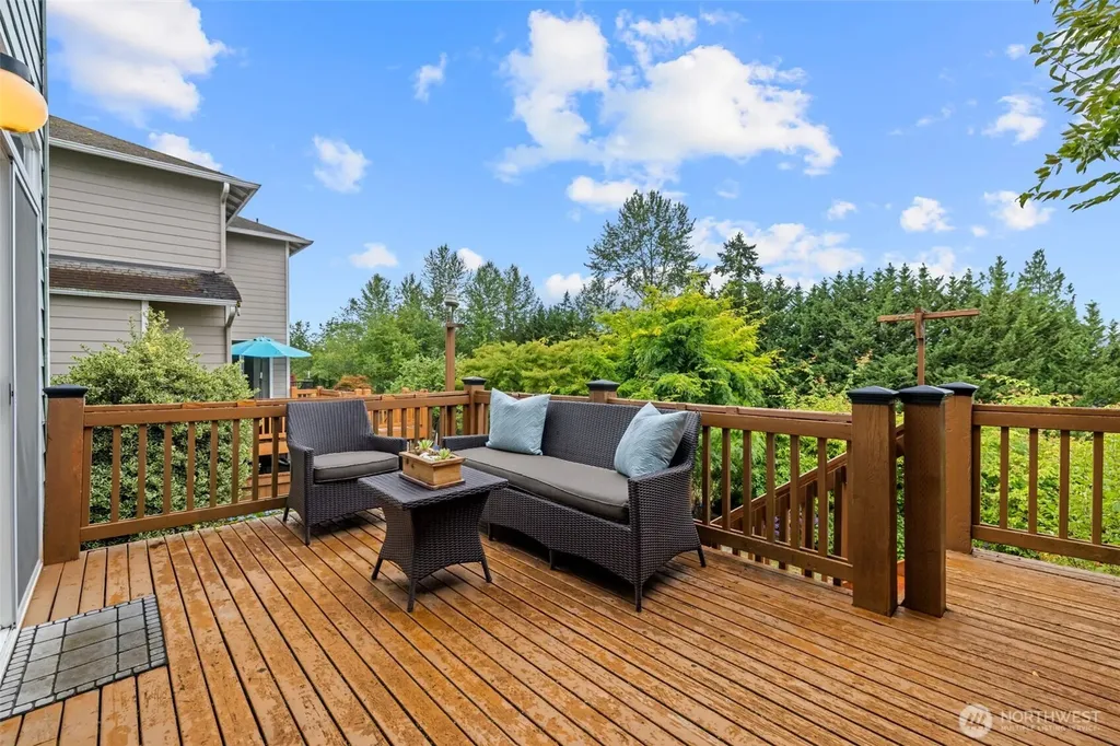 1301 225th Place SE Sammamish WA 98075
