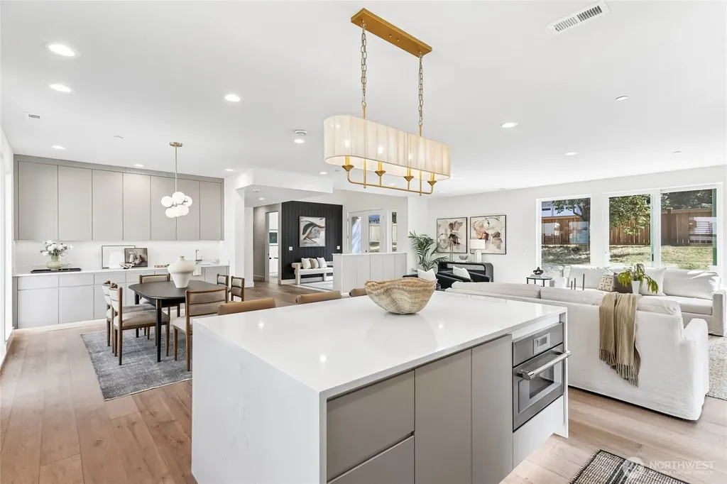 3978 162nd Place SE Bellevue WA 98006