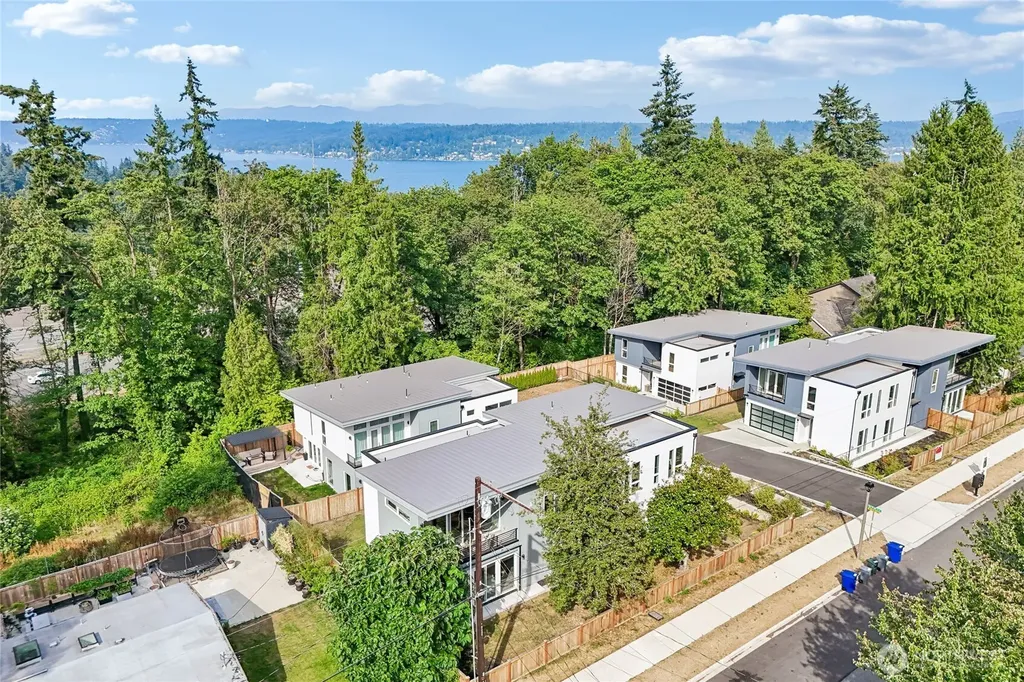 3978 162nd Place SE Bellevue WA 98006
