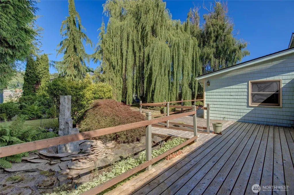 809 Celery Avenue Algona WA 98001
