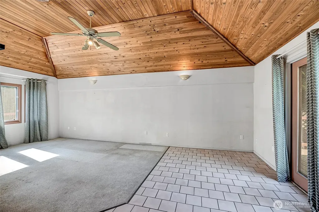 809 Celery Avenue Algona WA 98001