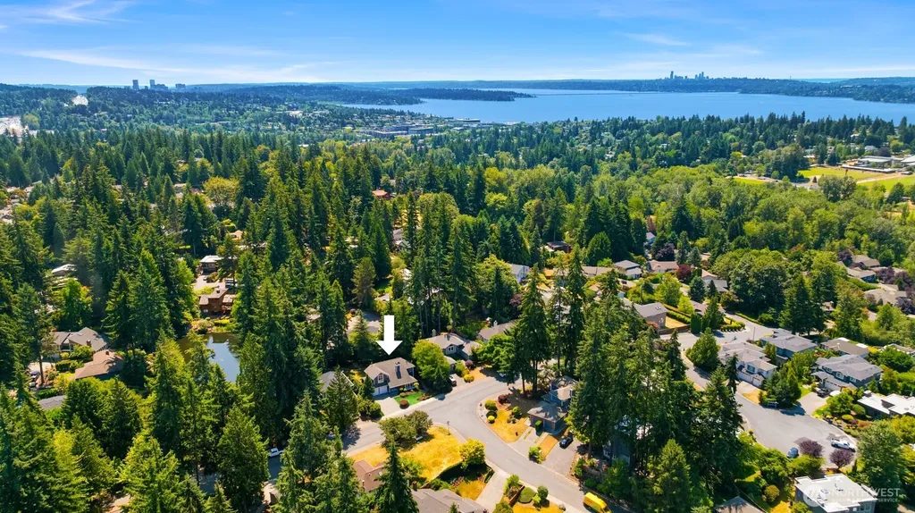 11405 NE 104th Street Kirkland WA 98033