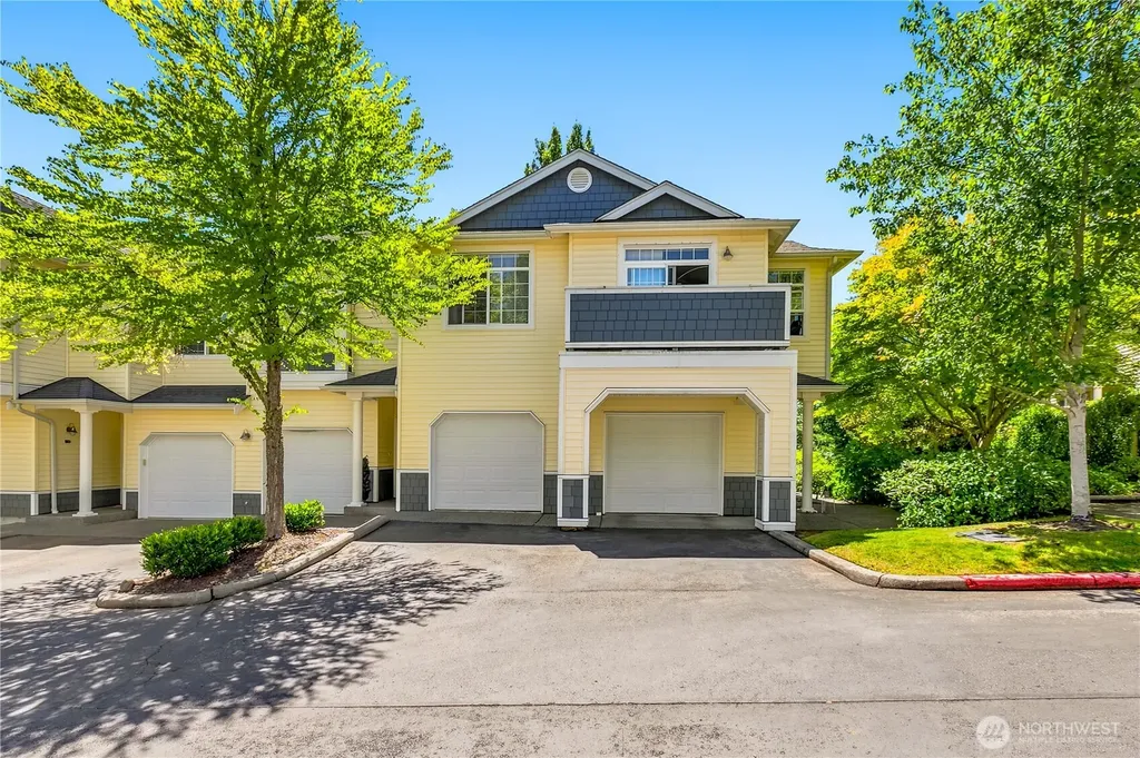 1855 SE Trossachs Boulevard Sammamish WA 98075