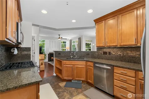 1855 SE Trossachs Boulevard Sammamish WA 98075