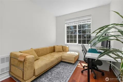 1855 SE Trossachs Boulevard Sammamish WA 98075