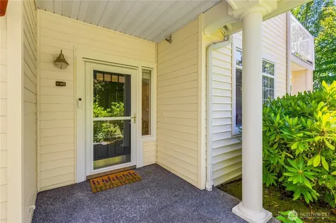 1855 SE Trossachs Boulevard Sammamish WA 98075