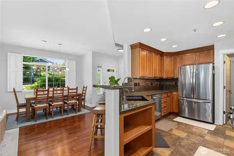 1855 SE Trossachs Boulevard Sammamish WA 98075