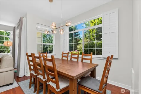 1855 SE Trossachs Boulevard Sammamish WA 98075